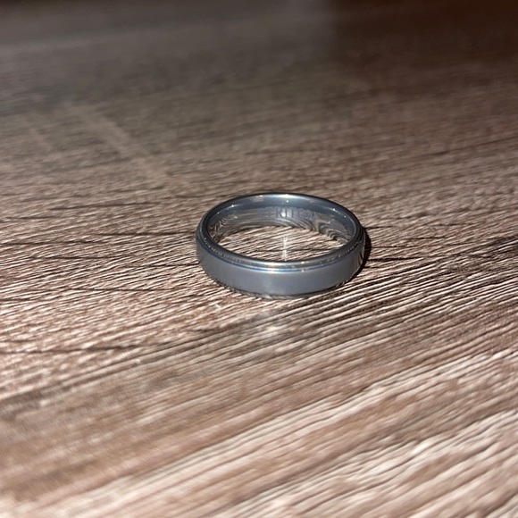 Mens Tungsten wedding band size 10.5 from zales - Picture 1 of 3